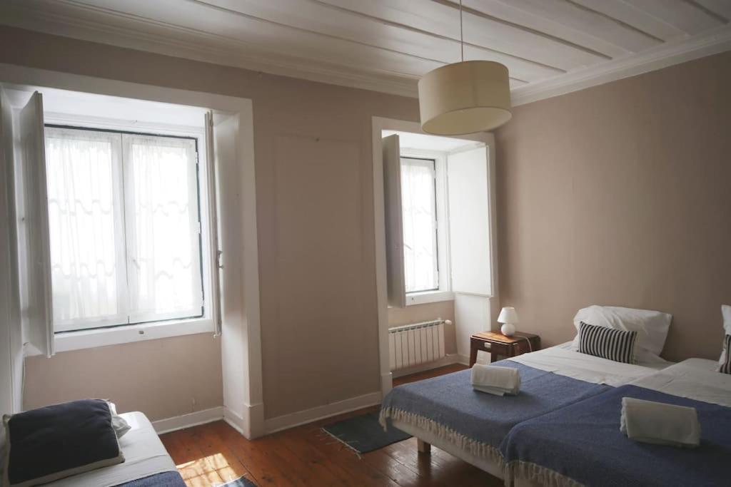 Stunning Apartment Near Chiado Lisabona Exterior foto